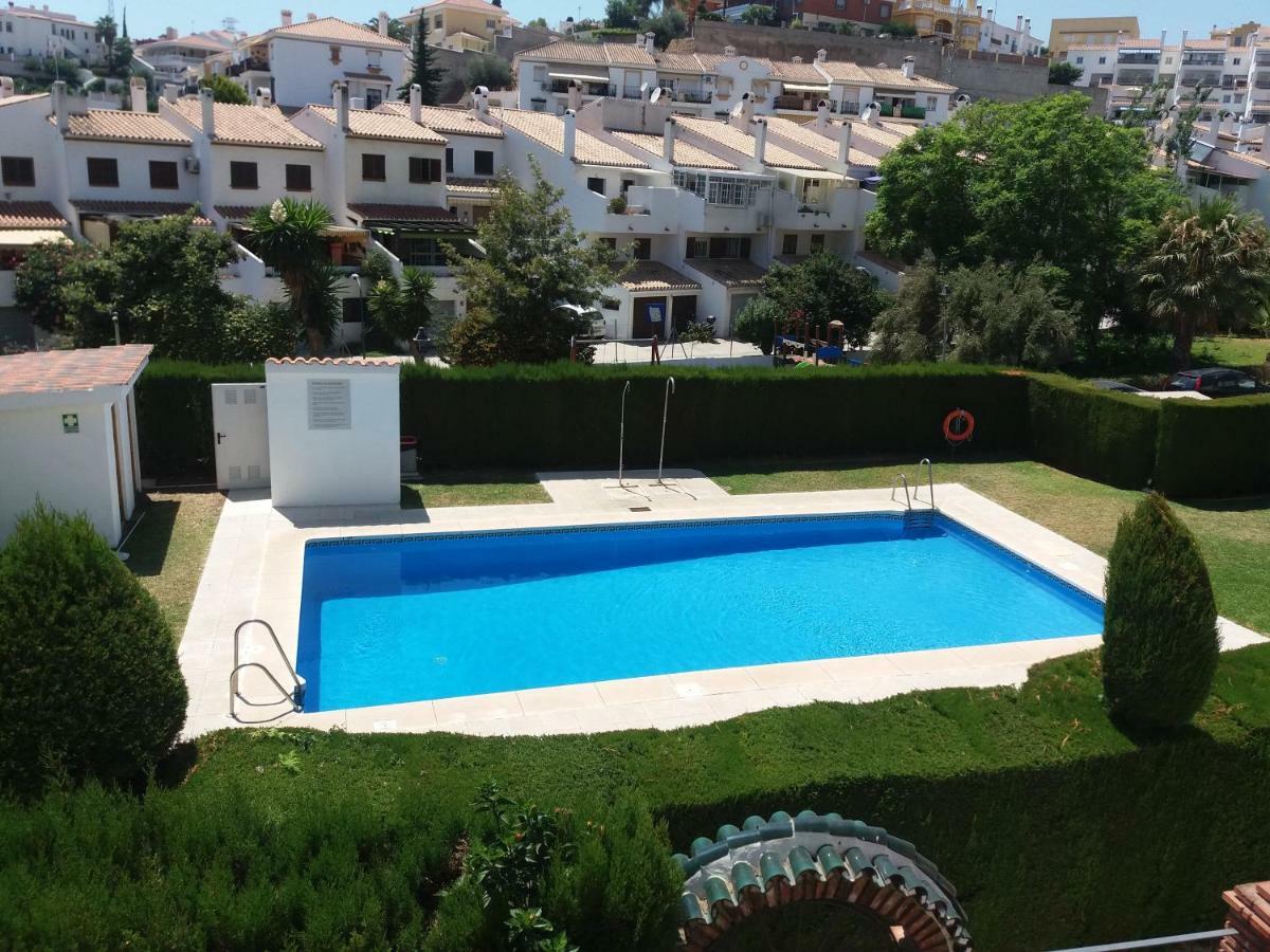 Chalet Adosado Con Piscina En La Cala Del Moral المظهر الخارجي الصورة