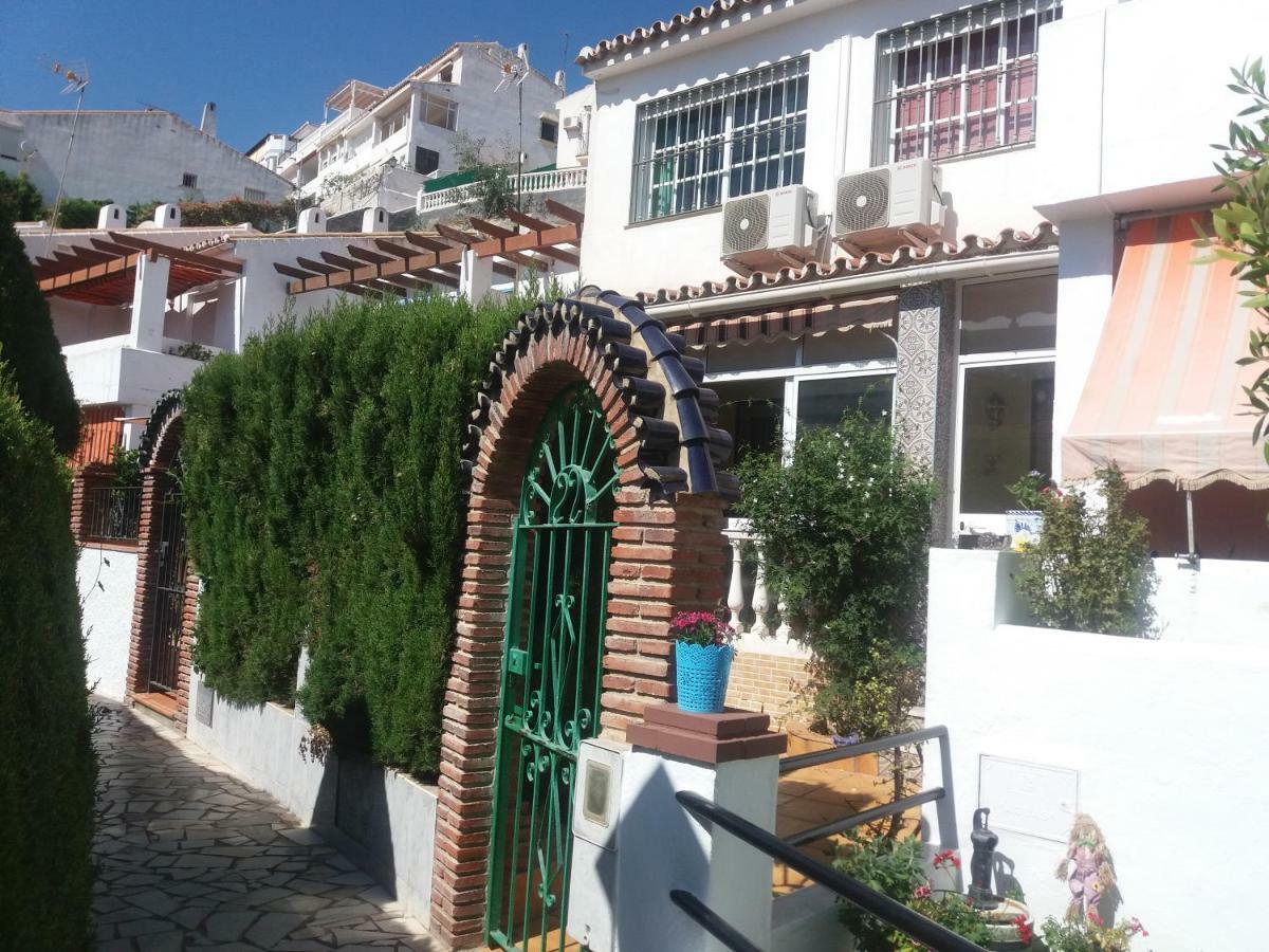 Chalet Adosado Con Piscina En La Cala Del Moral المظهر الخارجي الصورة